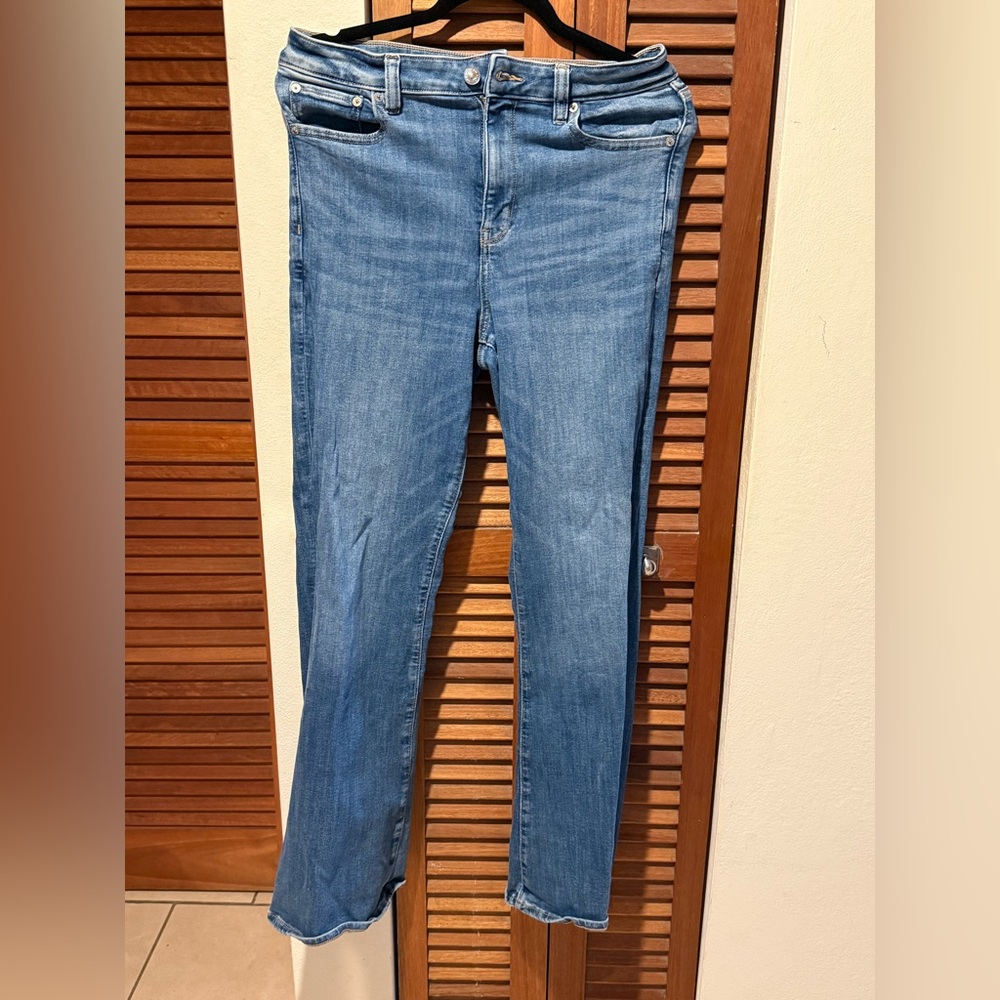 American Eagle Outfitters Light Blue Skinny Jeans
